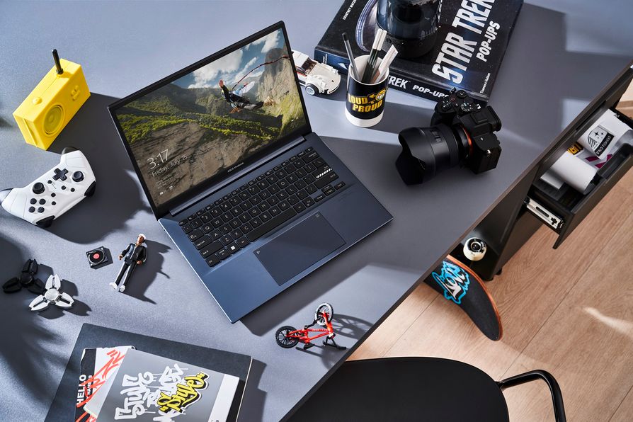 潮流創作筆電ASUS Vivobook Pro 15 OLED (K6500)，釋放創意能量。